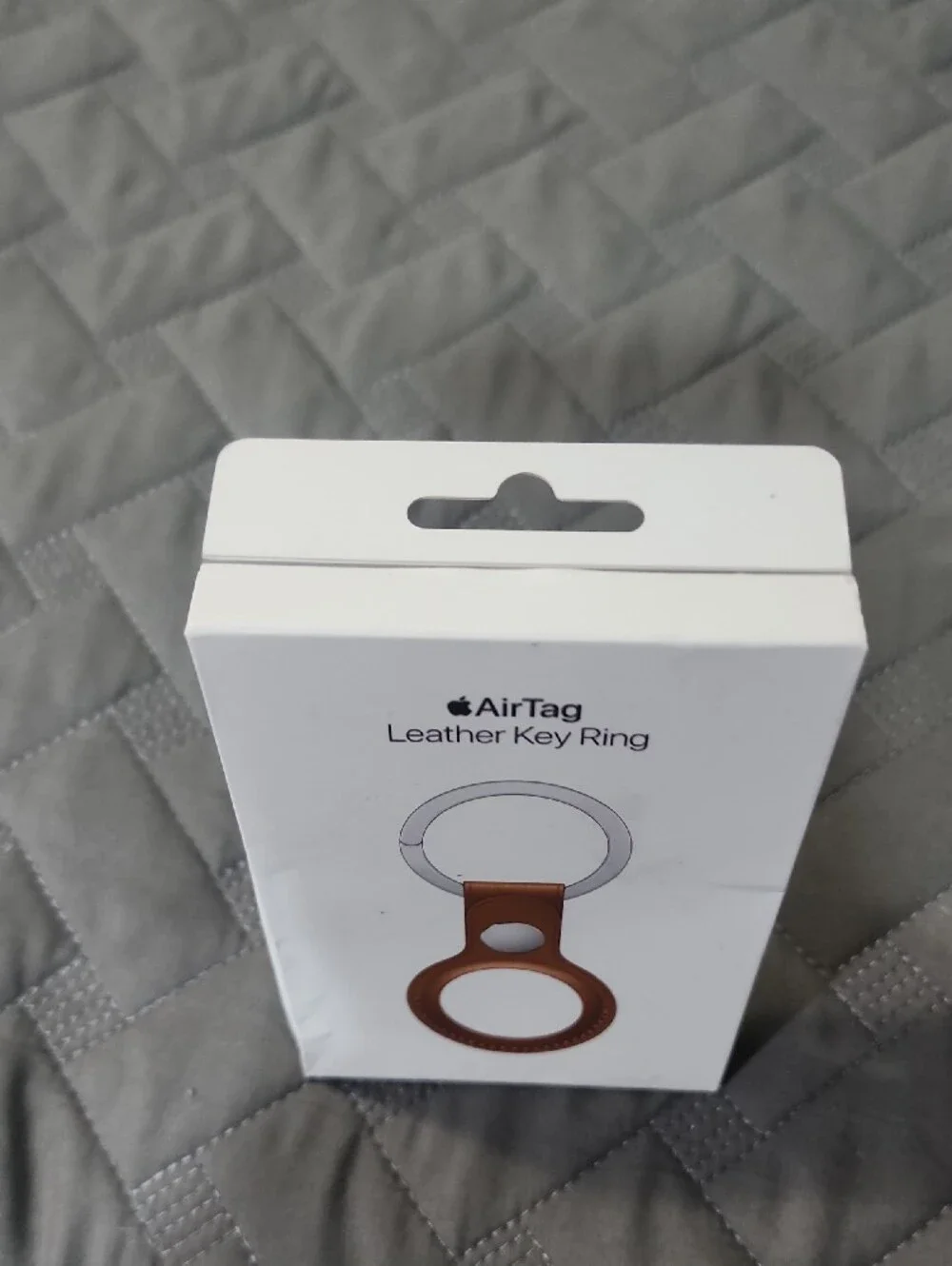 Apple Leather Key Ring for AirTag - Brown/Tan